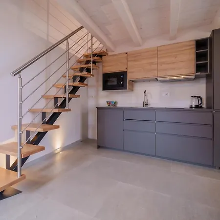 - Goelba Apartment *