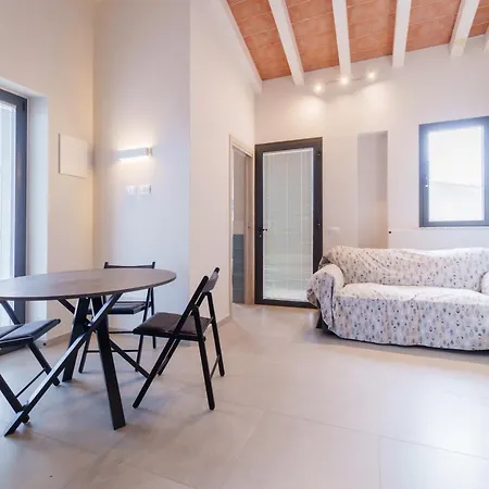 Apartment - Goelba